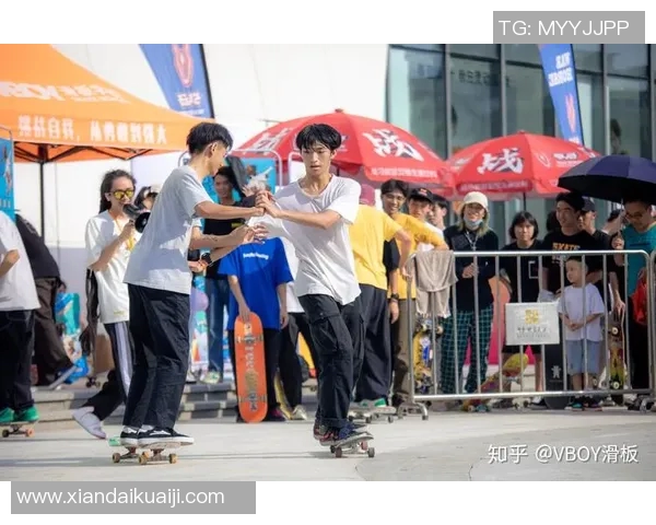 广州街舞队在滑板精英赛中的耐力表现分析与精彩瞬间回顾